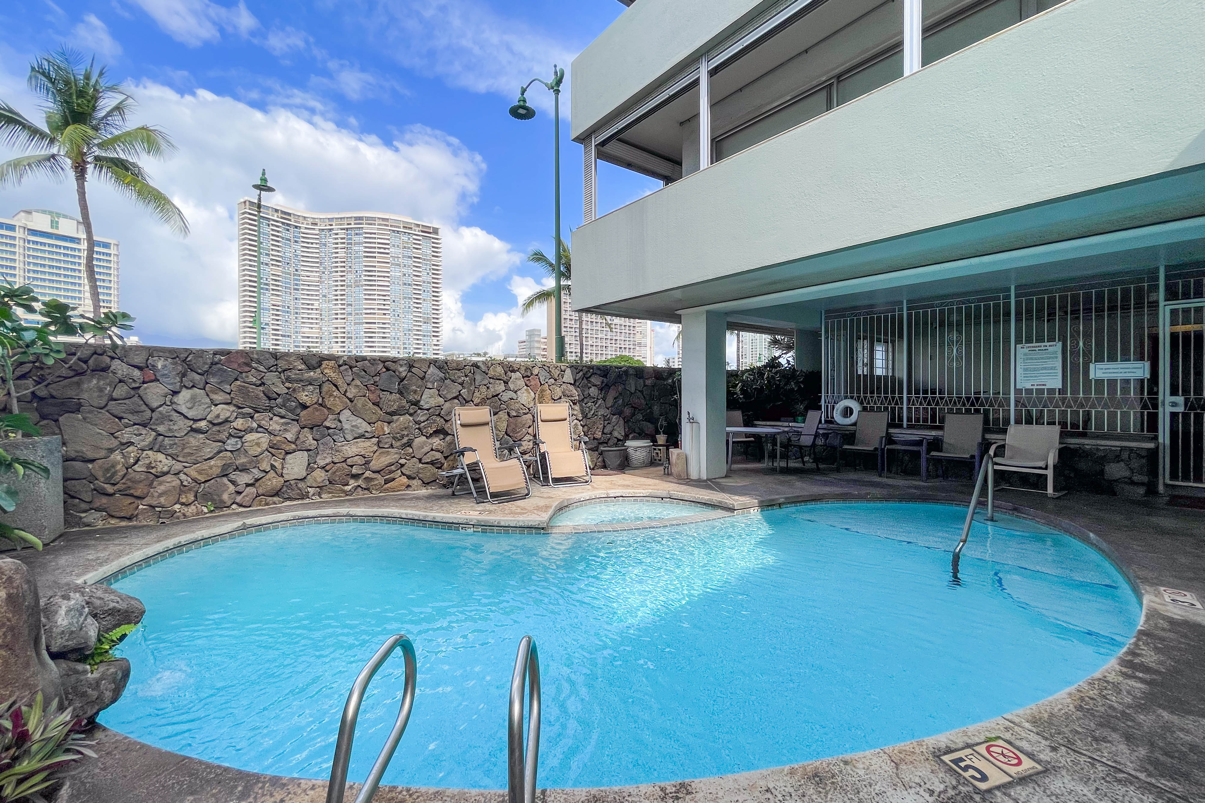 7 best caterease alternatives reviews, features,... 2015 Ala Wai Blvd 2C, Honolulu 96815